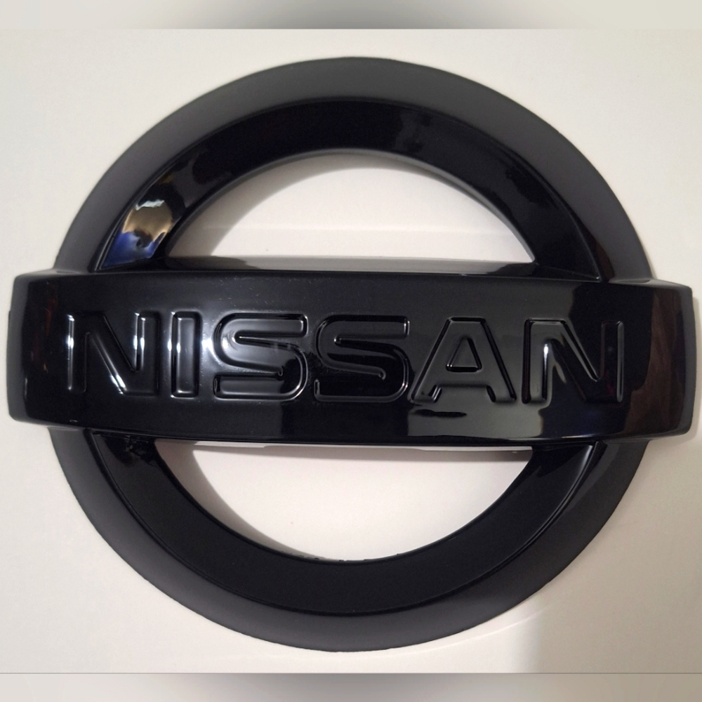 NISSAN Car Front Grille Emblem Compatible with Nissan 2013-2018- Black- New